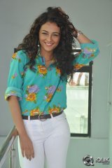 Seerat Kapoor at Run Raja Run Movie Press Meet